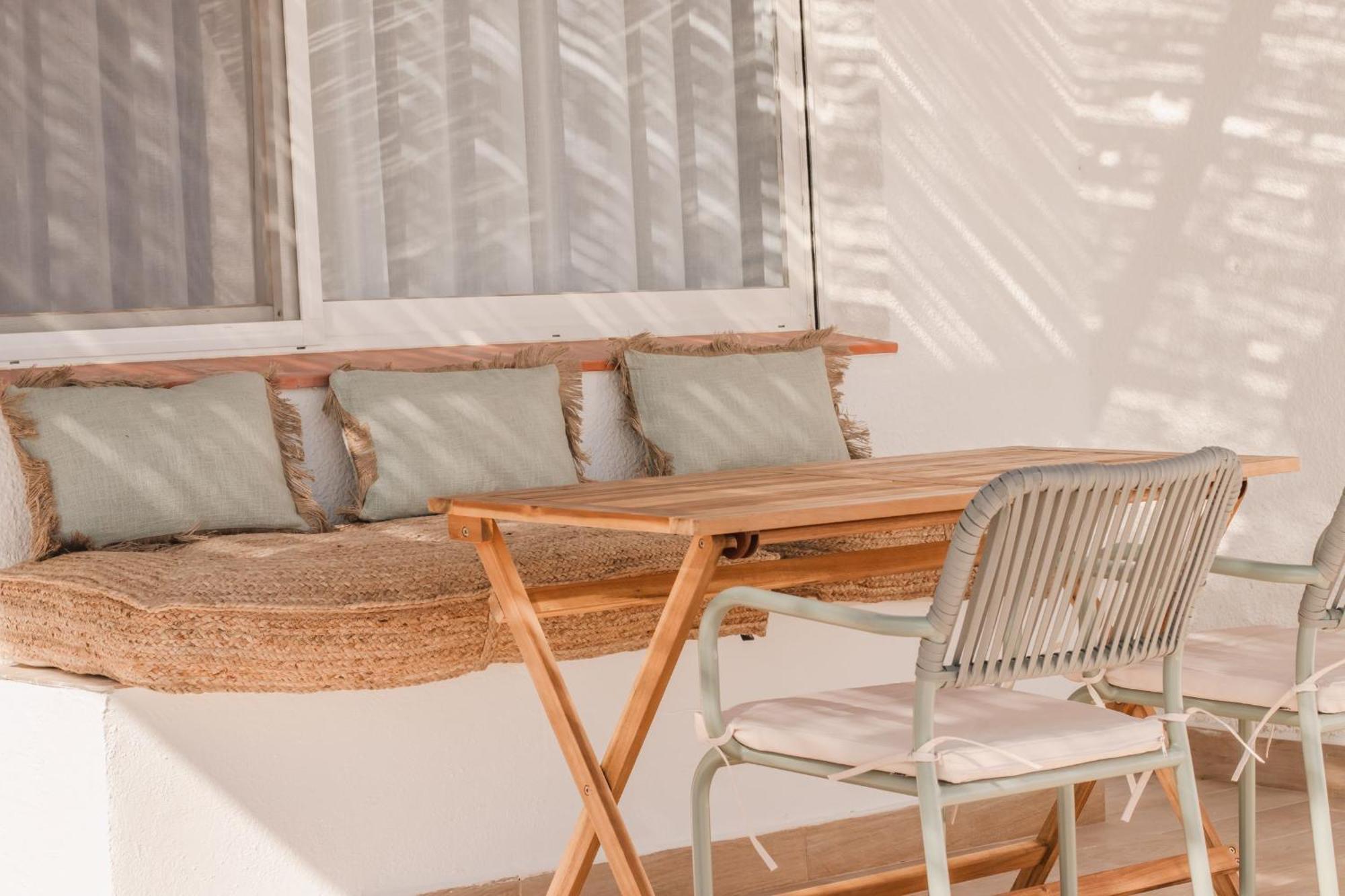 Apartamentos Sol Naixent ลาเมตยาเดมาร์ ภายนอก รูปภาพ